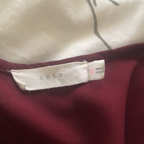 Selling top from Lush! Size XS - Picture 2 of 2